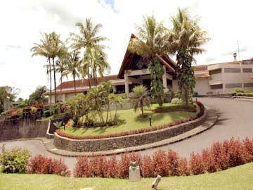 Hotel Pusako Bukittinggi Εξωτερικό φωτογραφία